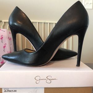 Almost New Jessica Simpson Praylee